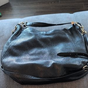 Elegant Black Leather Shoulder Bag